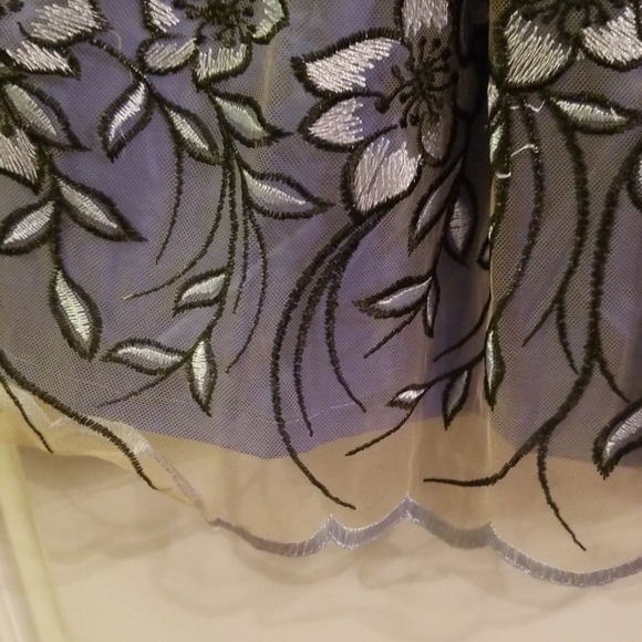 Flared flower skirt - Picture 8 of 8